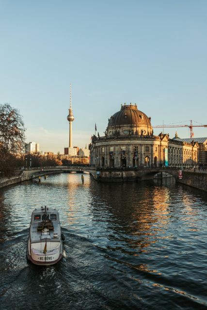 Berlin: English Self-Guided Audio Tour on Your Phone - Interactive Features