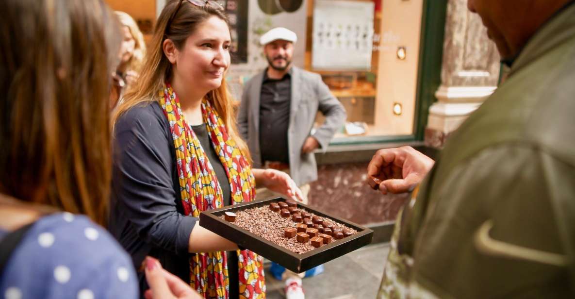 Brussels: Hungry Marys Famous Beer and Chocolate Tour - Chocolate and Beer Tasting