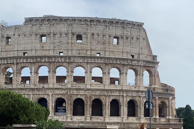 Colosseum Guided Tour - Exploring the Colosseum