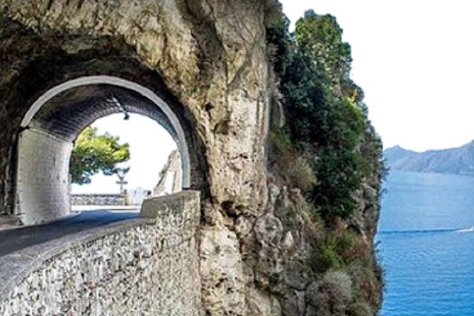 Day Tour From Sorrento to the Amalfi Coast - Exploring the Amalfi Coast