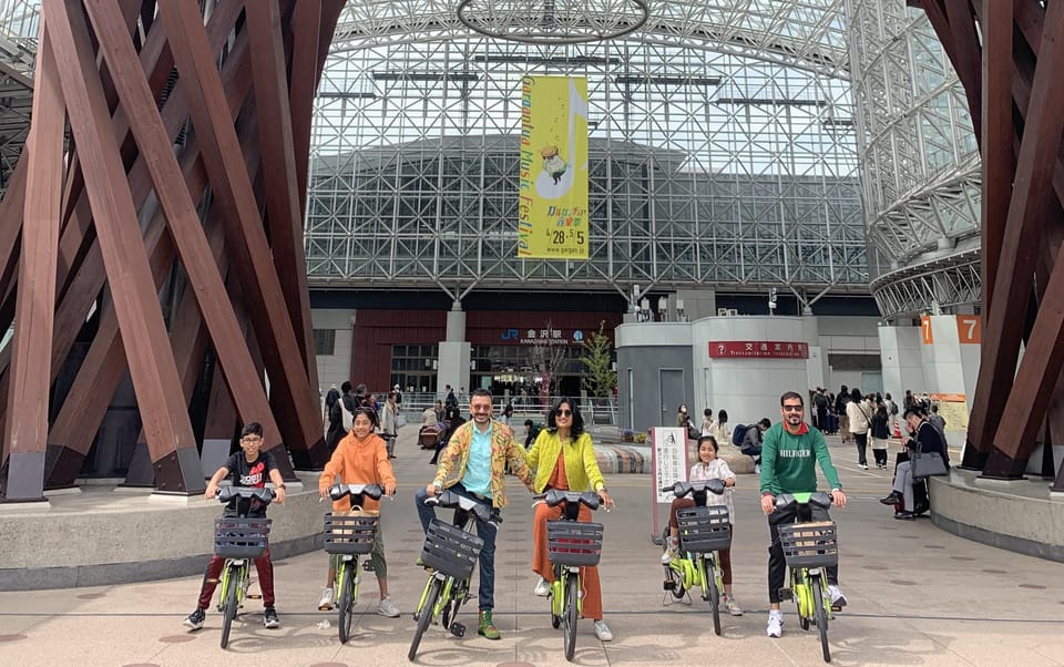 E-Bike Cycling With Guided Tour of KANAZAWA Main & KENROKUEN - Customer Experience and Reviews