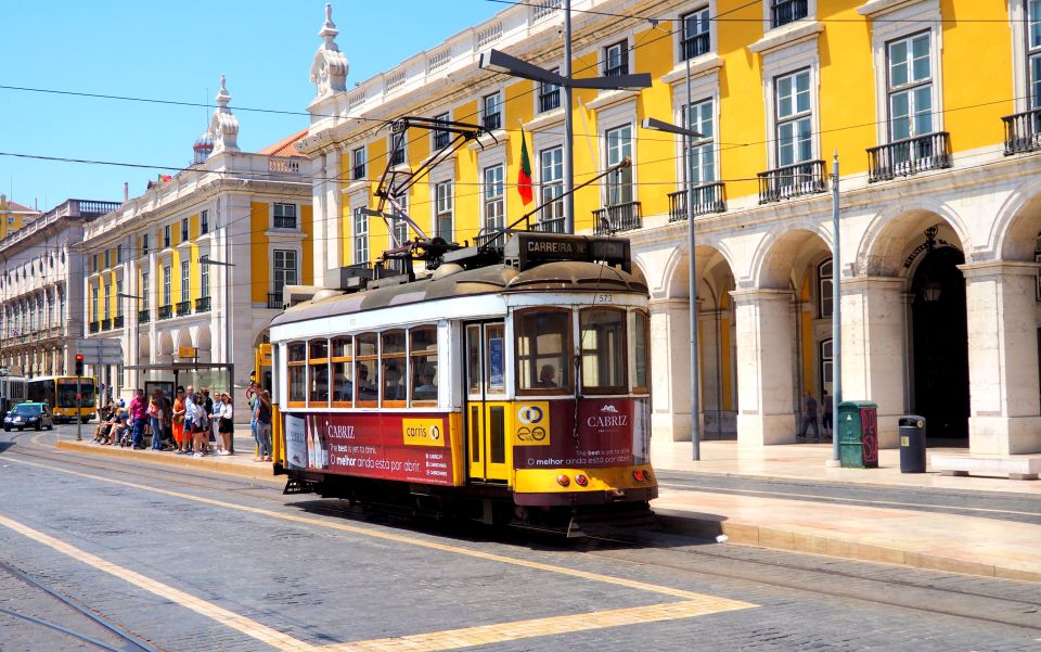 From Lisbon: Belem Historic Sightseeing Tour by Tuk Tuk - Language Options