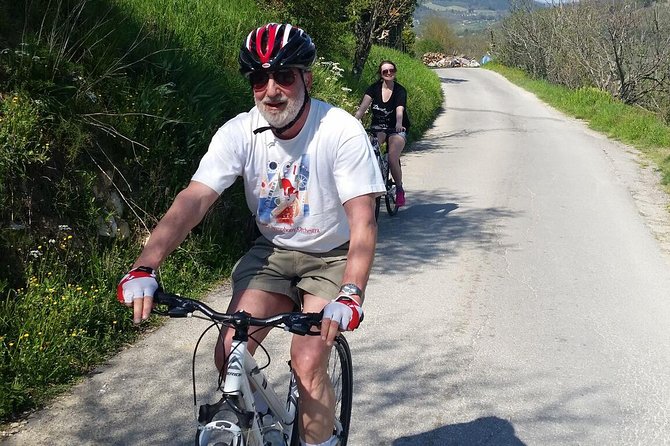 Full-Day Tuscan Countryside Bike Tour - Savoring Authentic Tuscan Lunch