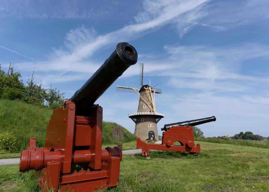 Gorinchem: Highlights Tour With Local Guide - Discover Iconic Landmarks