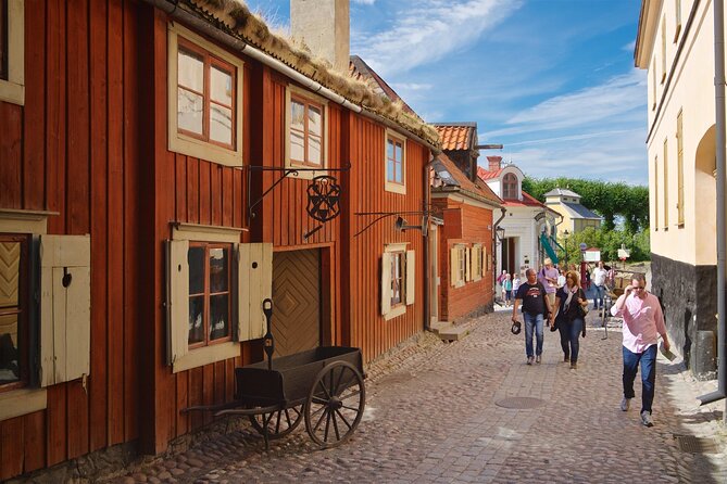 Helsinki PRIVATE City Tour + Medieval Porvoo LOCAL GUIDE by CAR - Scenic Helsinki Sights