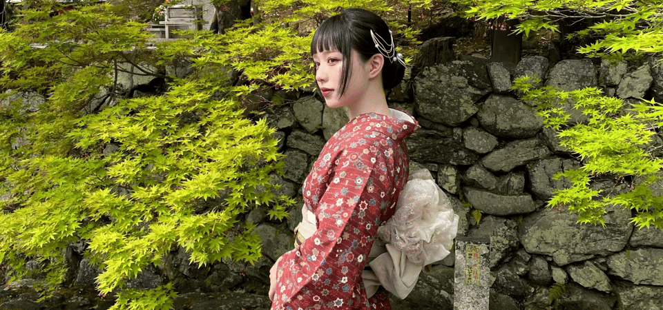 Kyoto: Kimono Rental in Kiyomizudera Provided by RikaWafuku - Hair Styling and Accessories