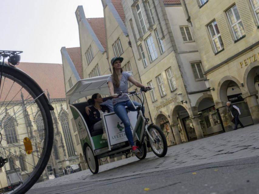 Münster: Private Guided Rickshaw City Tour - Meeting Points