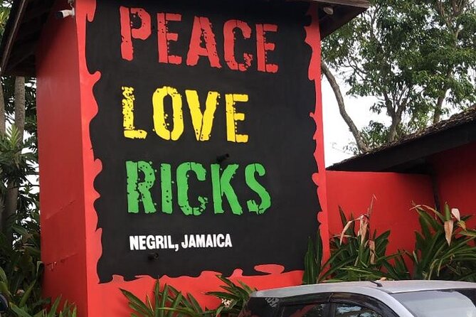 Negril 7MILE Beach and Ricks Café Day Tour & Souvenir Shopping - Tour Highlights: Ricks Cafe