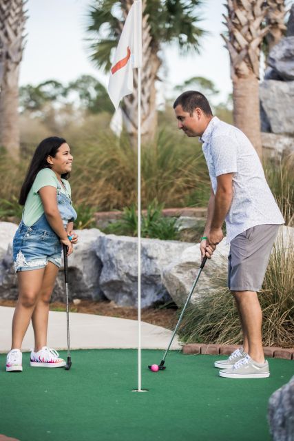 Panama City Beach: SkyWheel Miniature Golf Pass - Accessible for All Ages and Skill Levels