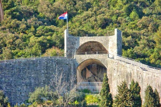 PelješAc Wine, Beach and Lunch - Relaxing Tour From Dubrovnik - Exceptional Culinary Experience