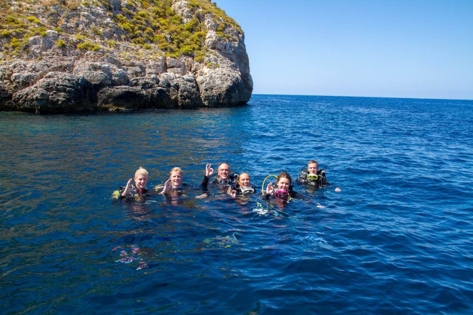 Santa Ponsa: Try Scuba Diving in a Marine Reserve - Participation Requirements