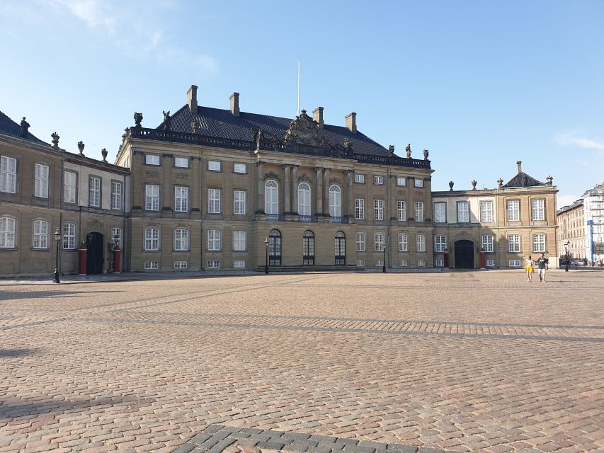 Self-Guided Mystery Tour by Amalienborg Palace (ENG/DA) - Participation Requirements