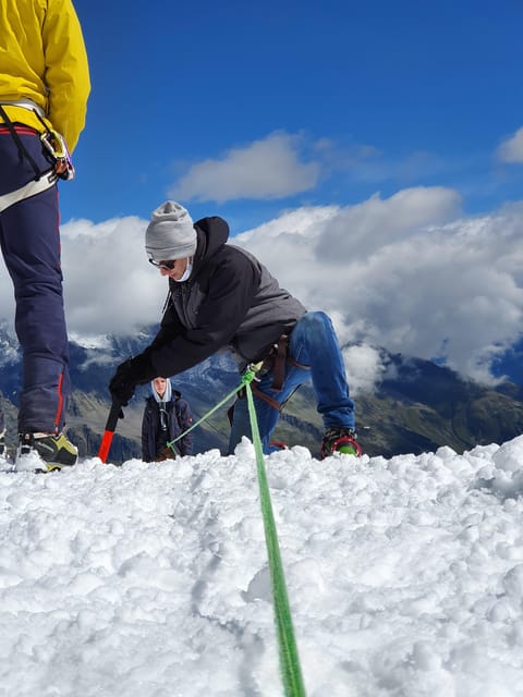 Stubaier Glacier: Experience It up Close - Basic Training - Glacier Lift and Return