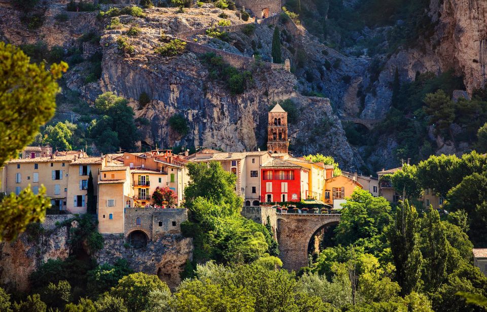 The Gorges Du Verdon & Its Lake Full Day Tour - Taking in the Lavender Fields