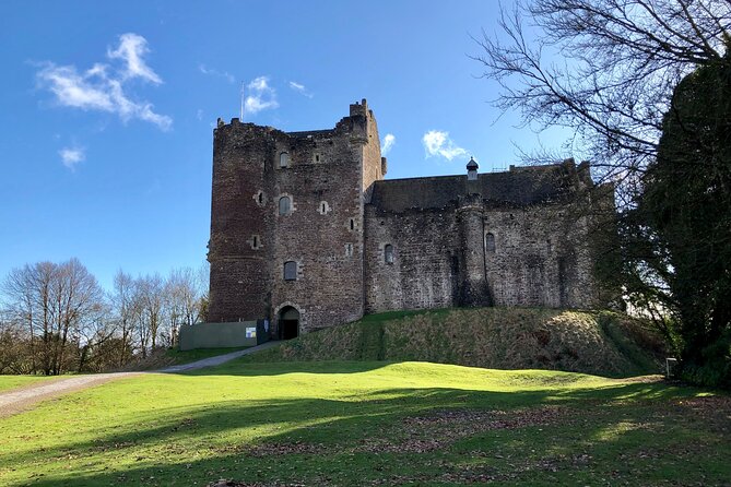 Ultimate Outlander Day Tour - Jamies Cave and Castle Leoch