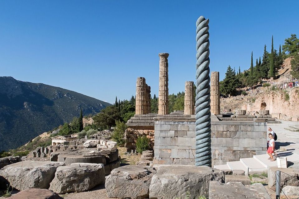 2 Day Private Tour Delphi & Meteora a Trip of a Lifetime - Thermopylae Stop