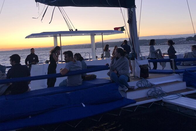 2H Private Sailing Catamaran Vertigo Tour in Lisbon up to 18pax - Sailing Catamaran Vessel Details