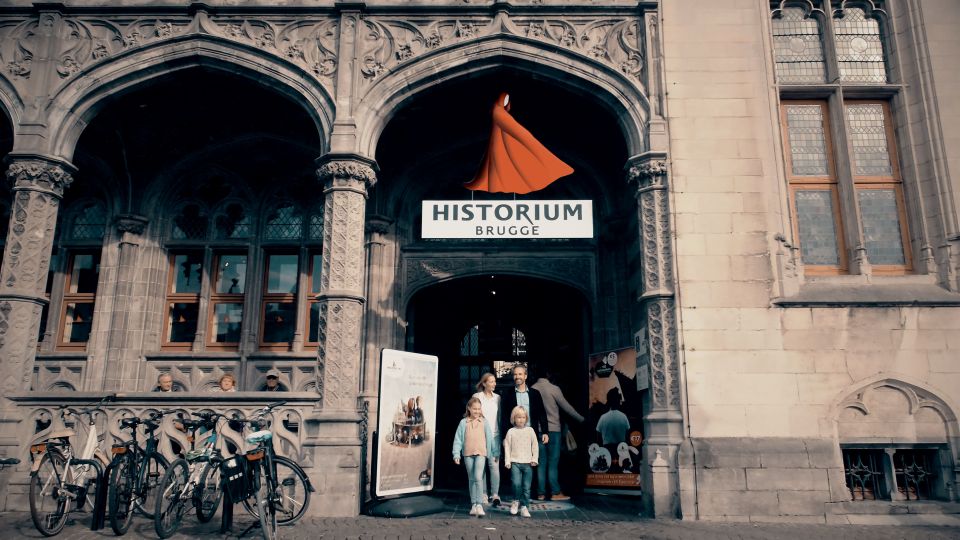 Bruges: Historium Bruges Story and VR Ticket - Visiting Historium Bruges