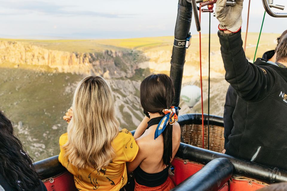 Cappadocia: Soganli Valley Hot Air Balloon Tour at Sunrise - Sunrise Over the Mountains