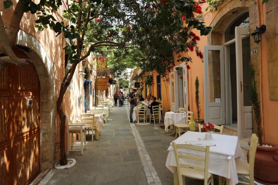 Flavors of Rethymno:Tasting the Treasures of Crete - Discovering Rethymno Old Town