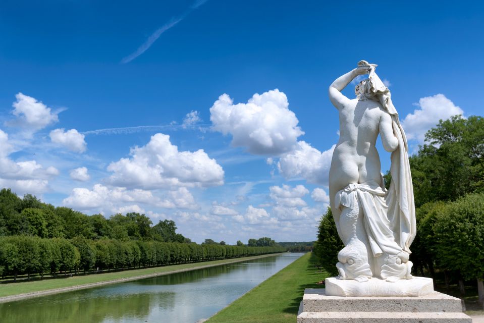 Fontainebleau: Fontainebleau Palace Private Guided Tour - Explore Francis I Gallery