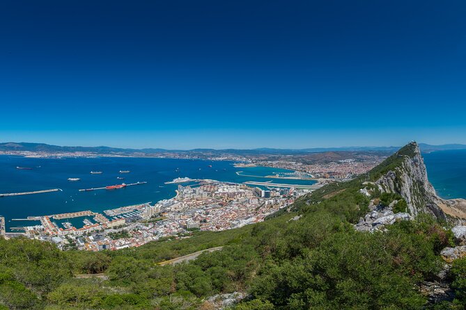 Gibraltar Rock Guided Tour - Passport and Border Control