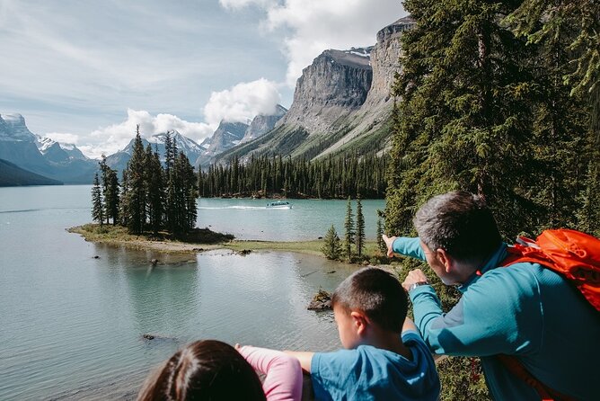 Jasper National Park Tour: Maligne Valley, Medicine Lake and Spirit Island - Pickup and Drop-off Details