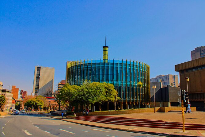 Johannesburg Street Art & Museum Walking or E-scooter Tour - Visiting Johannesburg Museums