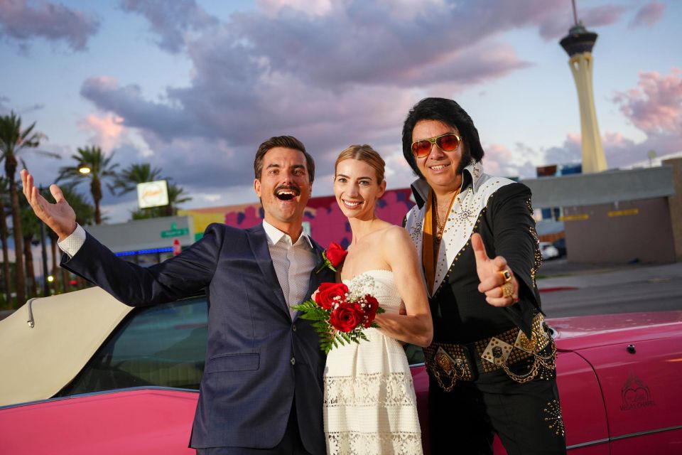 Las Vegas: Elvis Themed Wedding With Limousine - Courtesy Limousine Service