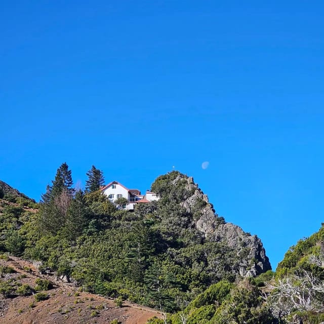 Madeira: PR1.2: Pico Ruivo Hiking Trail by Overland Madeira - Important Considerations