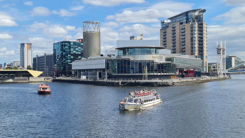 Manchester: Salford Quays Guided Walking Tour - History and Cultural Heritage