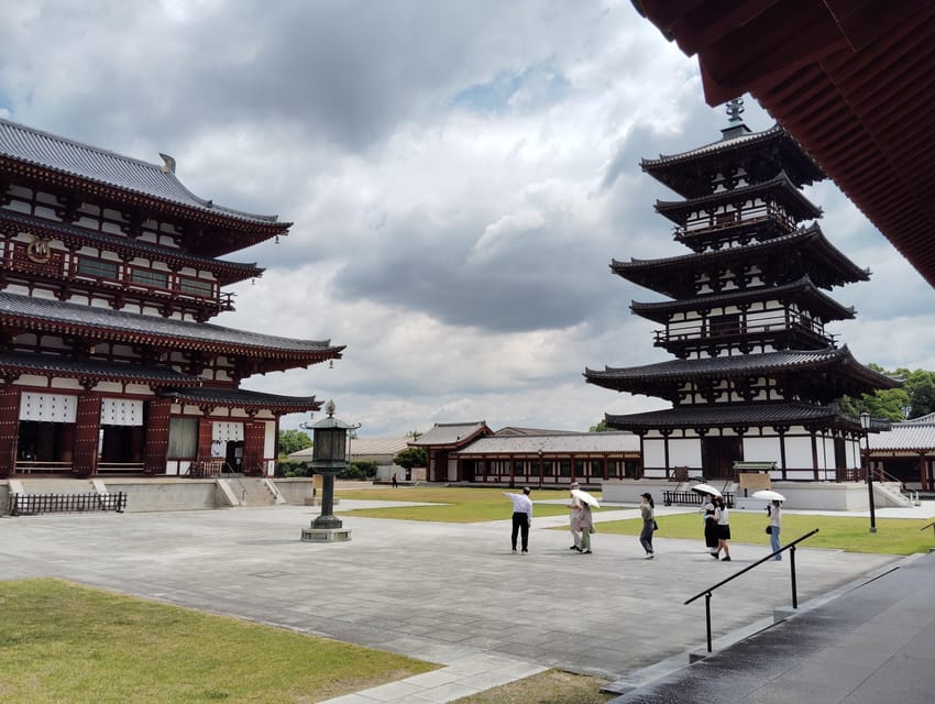 Nara: Yakushi-ji Temple - 1300 Years of Beauty in 60 Minutes - Pilgrimage Honors