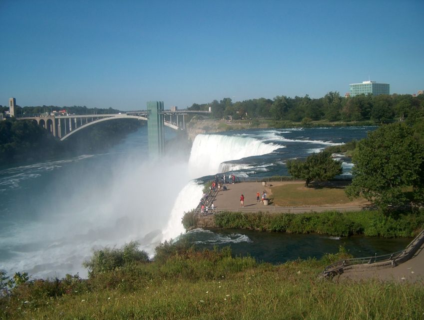 Niagara, Usa: Falls Tour & Maid of the Mist With Transport - Exploring the American Side