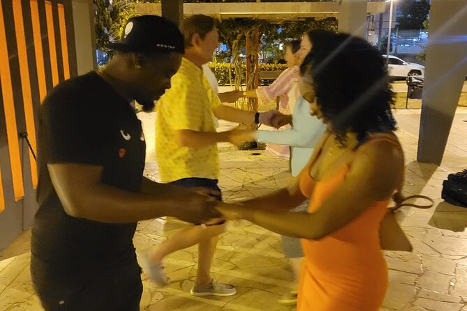 Old San Juan PR 2 Pm Salsa Class With Traditional Delights - What to Expect