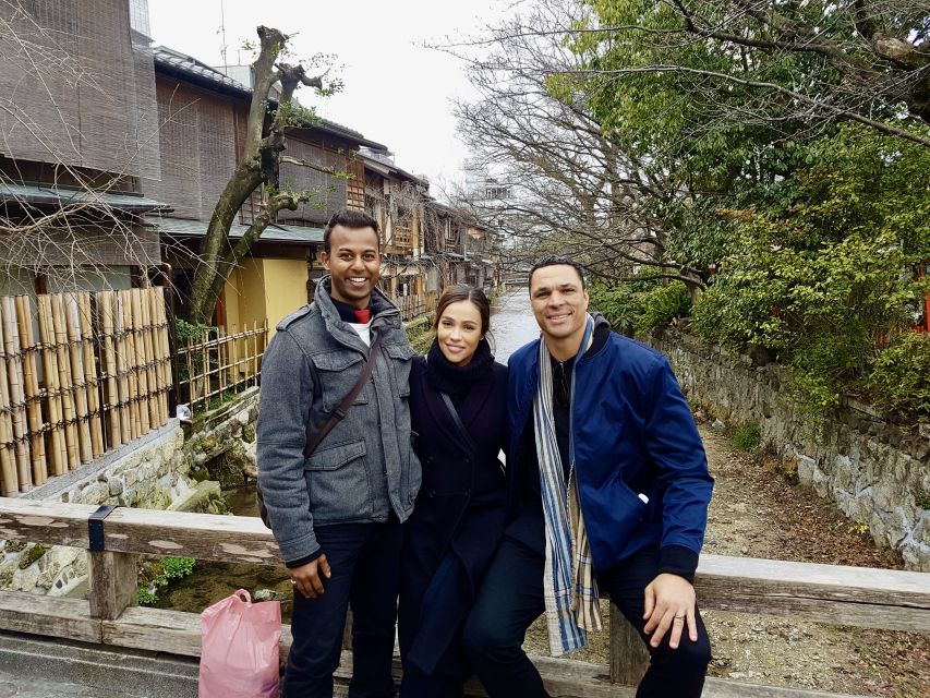 Osaka: Highlights & Hidden Gems Private Walking Tour - Personalized Attention and Flexibility