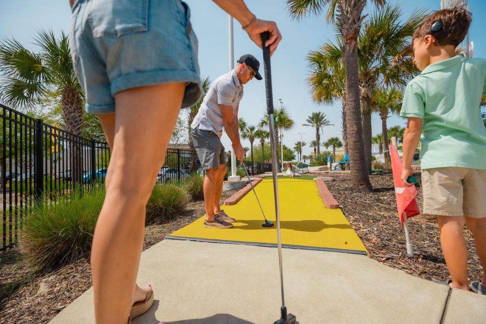 Panama City Beach: SkyWheel Miniature Golf Pass - Included Equipment and Score Sheet