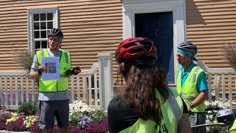 Portsmouth: Historic Neighborhoods Guided Bike Tour - Tour Duration and Distance