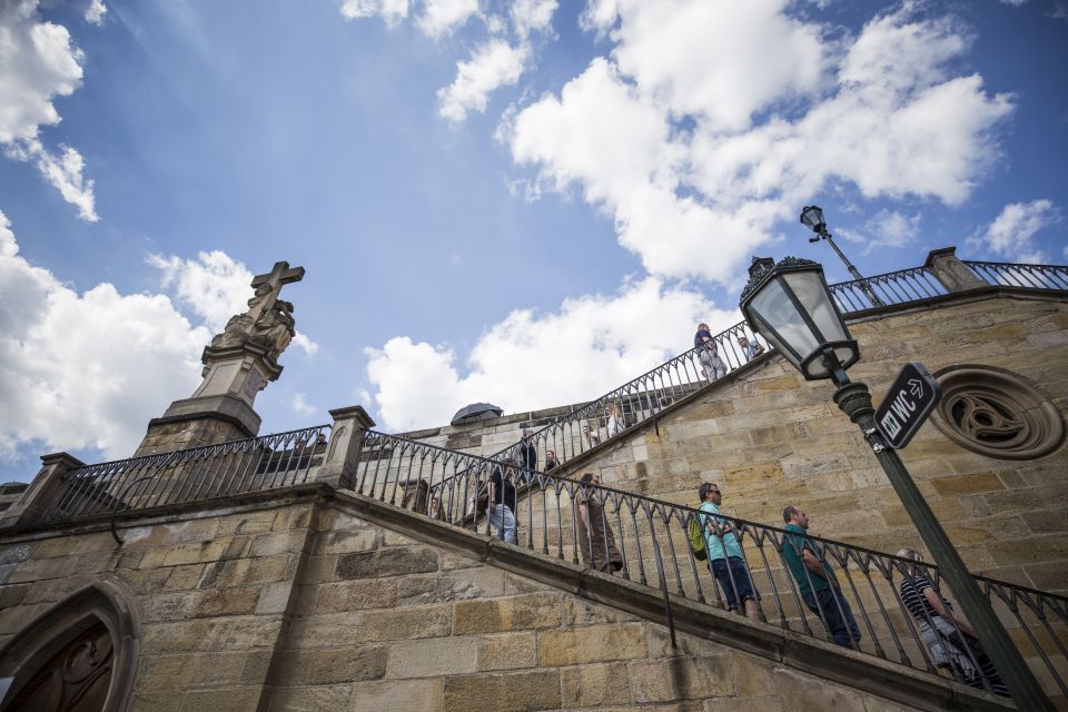 Prague: 3–Hour Castle Grounds Walking Tour and River Cruise - Booking Details