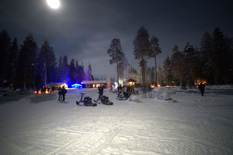 Rovaniemi: Northern Lights Hunting in Lappish Old Cottage - Remote Starry Sky Location