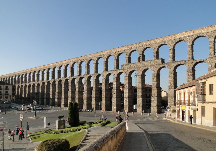 Segovia: 3-Hour Private Walking Tour - Meeting Point