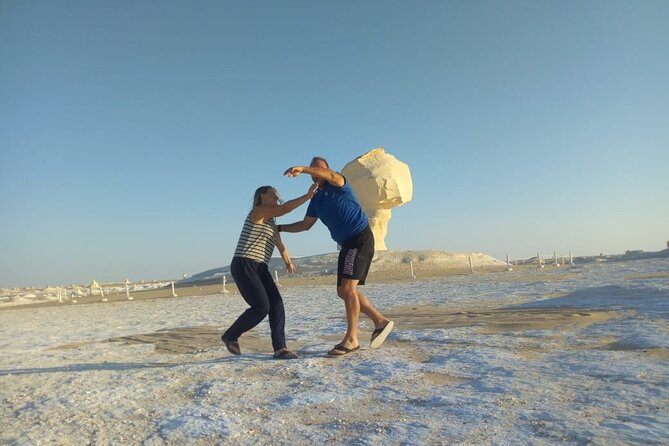 2 Day Bahariya Oasis White Desert Tour - Sandboarding and Sunsets