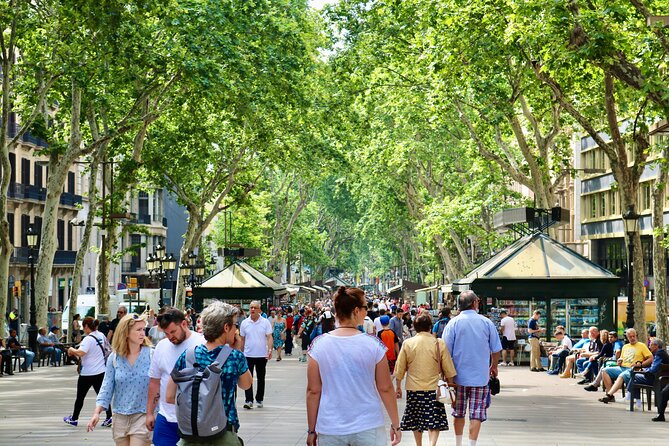 All About Old Barcelona (Tasting Included) - Pastry Shop Tasting Experience