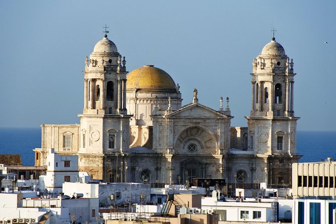 Cadiz and Jerez Day Trip From Seville - Tour Accessibility and Requirements