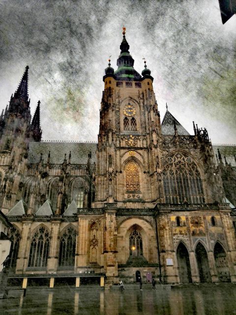 Evening Prague Castle Without Anybody - Cancellation Policy