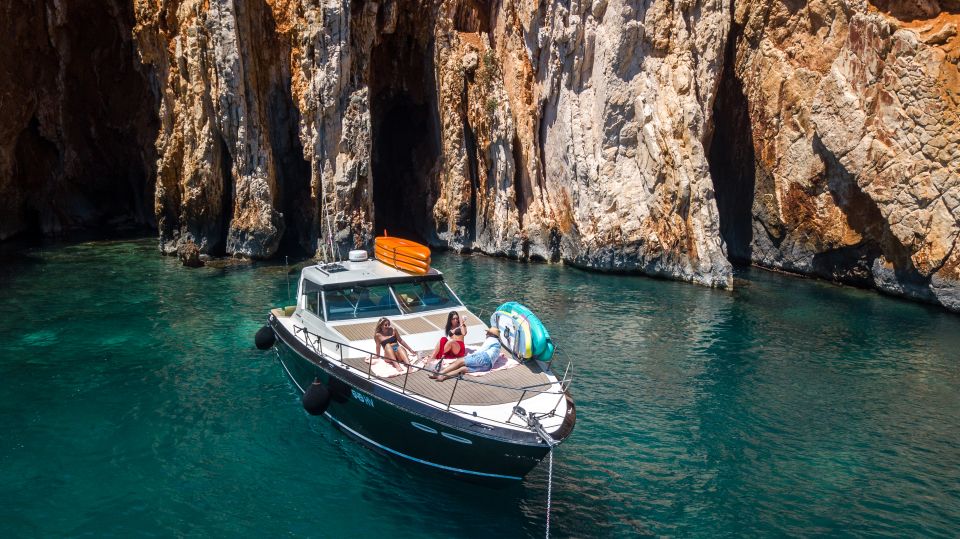 From Hvar: Blue Cave and Island-Hopping Yacht Tour - Exploring the Green Cave