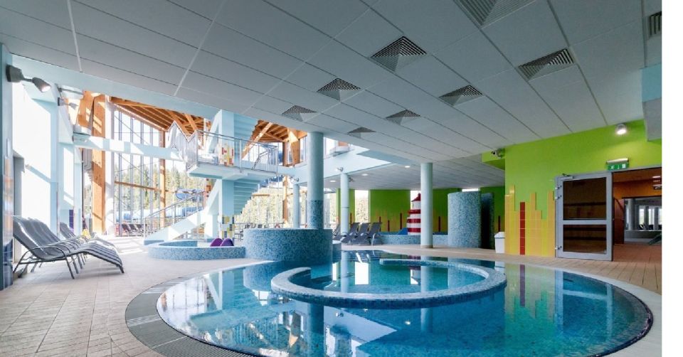 From Krakow: Transfer & Admission to Bukovina Thermal Baths - Location and Accessibility