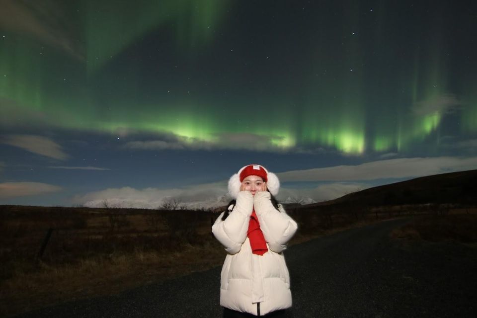 From Reykjavik: Northern Lights Tour With Hot Cocoa & Photos - Age Restrictions