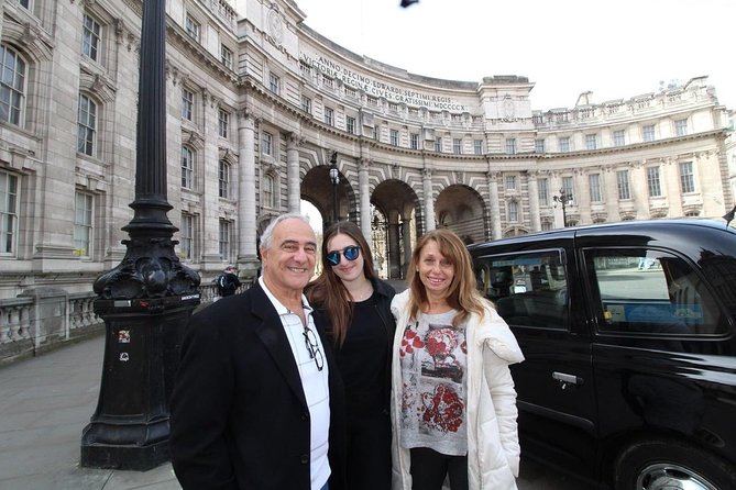 Heathrow Layover Experience: Private Full-Day Black Cab Tour - Heathrow Airport Pickup and Dropoff