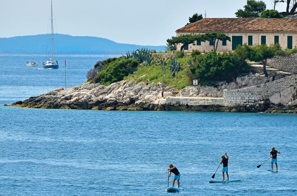 Hvar: Stand Up Paddle Board Rental - Recommended Attire and Belongings