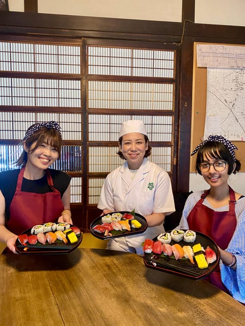 Kawagoe: Hands-On Sushi Class 5 Min From Toki No Kane - Optional Beverages